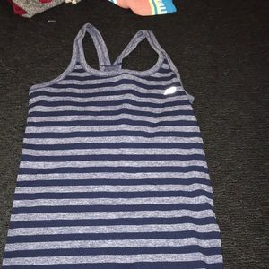 New balance nave built in bra workout tank